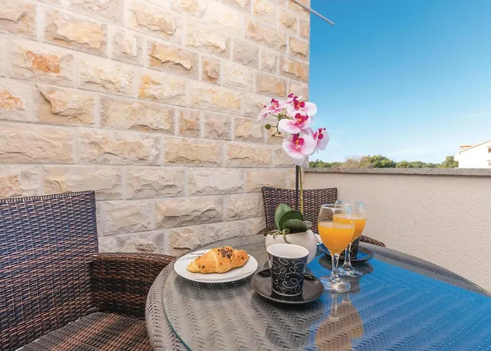 One-bedroom In Biograd