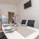 One-bedroom In Biograd Apartman *