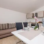 One-bedroom In Biograd Apartman *