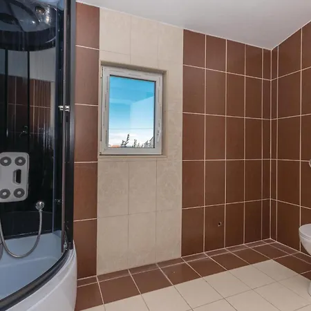1 Bedroom Stunning In Biograd Apartment *