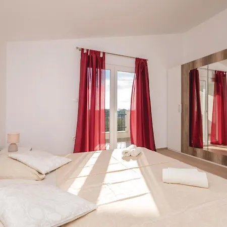 One-bedroom In Biograd