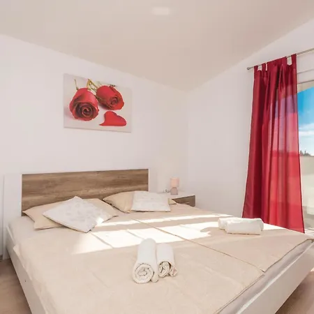 Apartment 1 Bedroom Stunning In Biograd