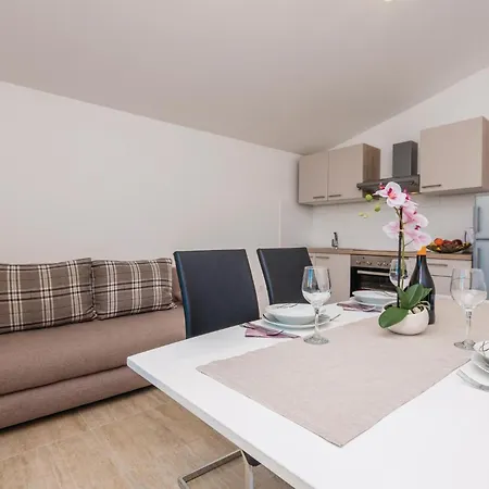 1 Bedroom Stunning In Biograd Apartment *